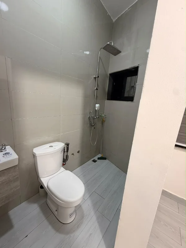 Studio King Size — Chez Géro, Fidjrossè Cotonou