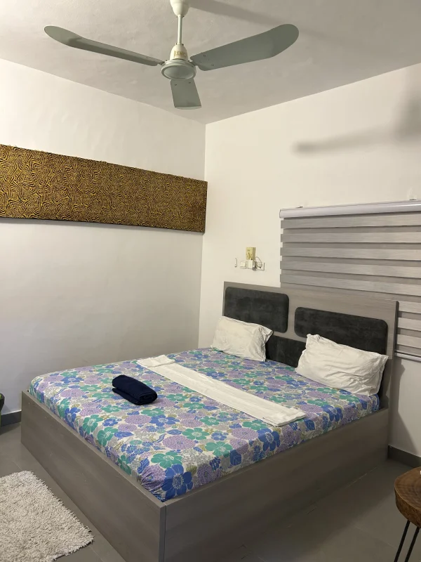 Chambre standard — Chez Géro, Fidjrossè Cotonou