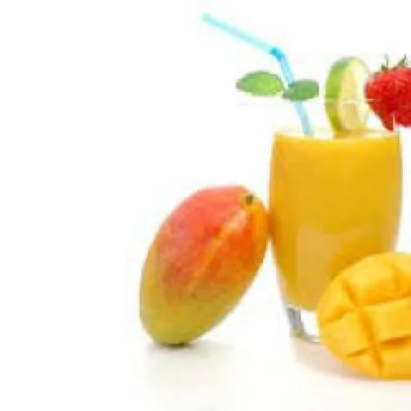 VERRE DE JUS DE MANGUE/GOYAVE // GLASS OF MANGO/GUAVA JUICE